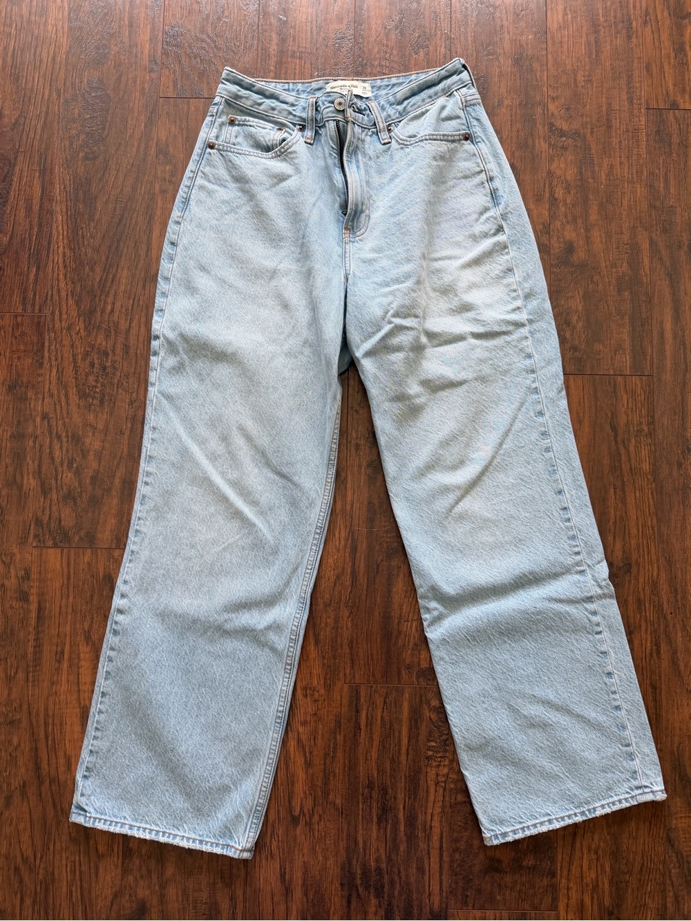 Abercrombie & Fitch Curve Love High Rise Loose Jean